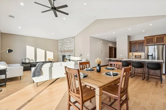 $454,900 | 719 Margaret Lane Northeast, Isanti, MN 55040