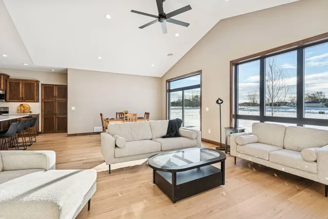 $454,900 | 719 Margaret Lane Northeast, Isanti, MN 55040