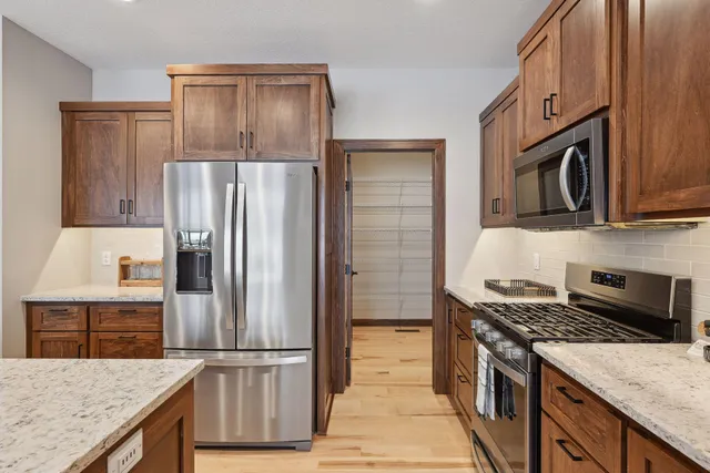 $454,900 | 719 Margaret Lane Northeast, Isanti, MN 55040