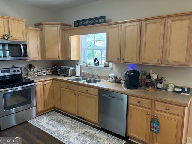 610 Birch Lane Clarkesville, GA 30523 - Photo 23 of 46 a kitchen with stainless steel appliances granite countertop a sink a stove and cabinets