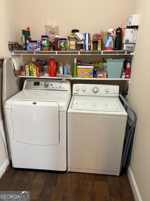 610 Birch Lane Clarkesville, GA 30523 - Photo 34 of 46 a utility room with dryer and washer