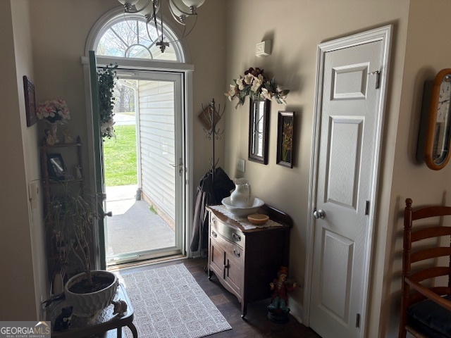 610 Birch Lane Clarkesville, GA 30523 - Photo 9 of 46 a view of living room
