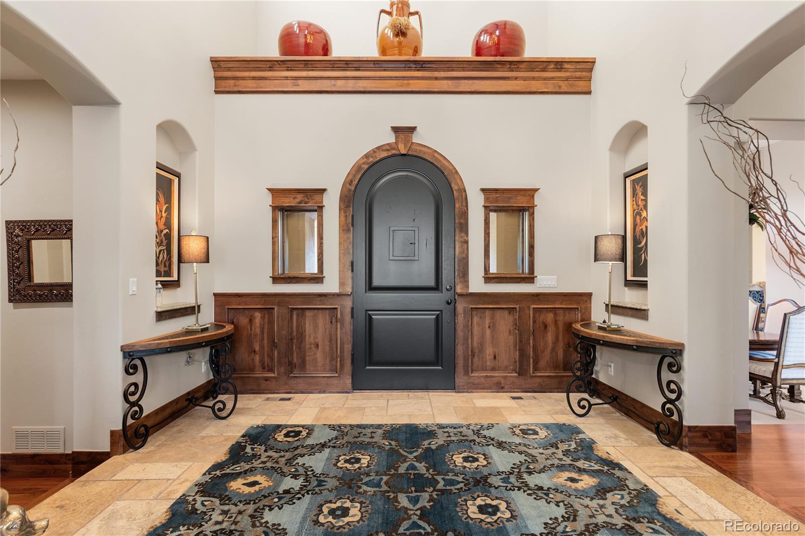 8245 Raphael Lane Littleton, CO 80125 - Photo 6 of 44 Gallery Image 6