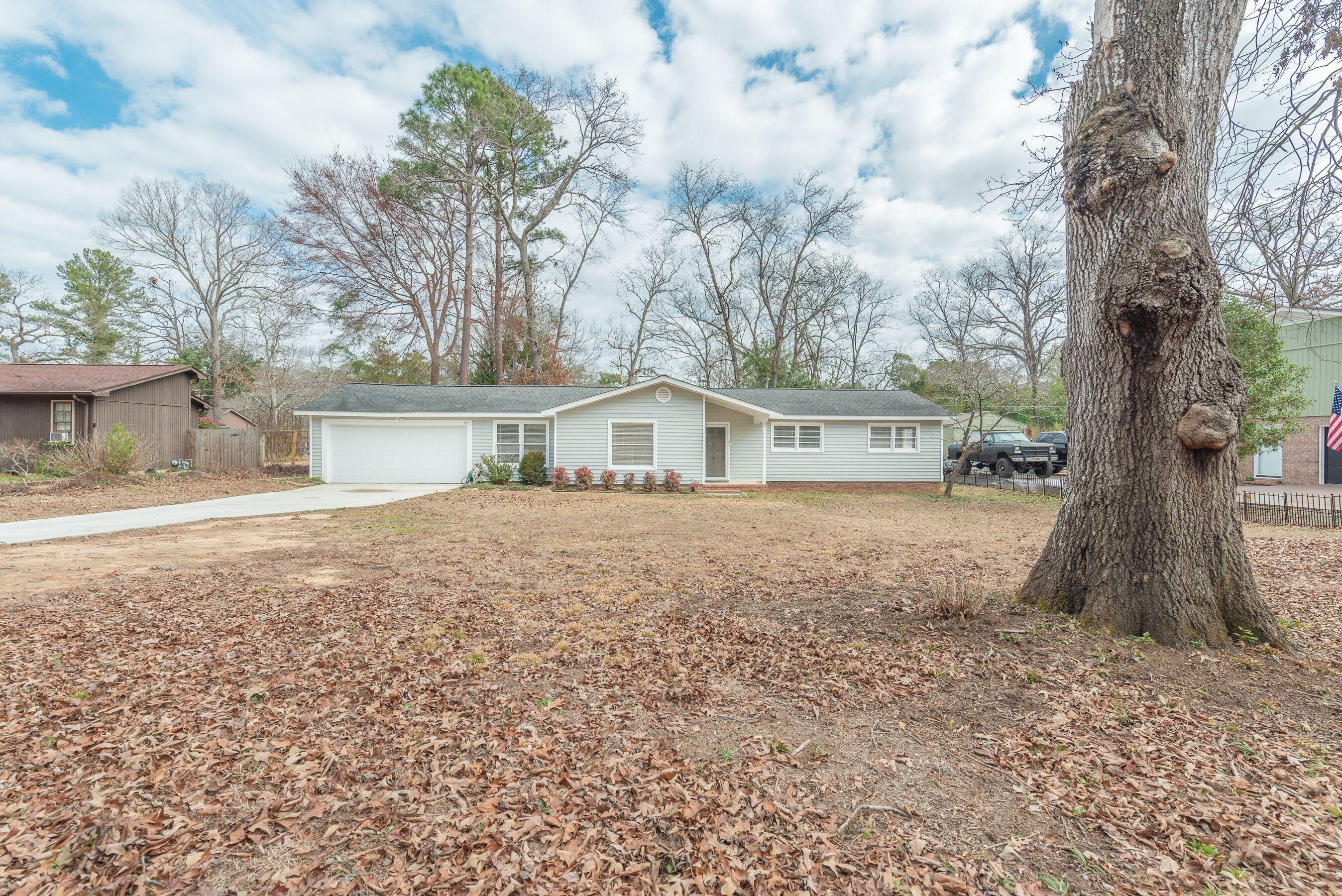 48 Vanderbilt Drive Aiken, SC 29803 - Photo 3 of 41 002_48_vanderbilt_dr_002_23