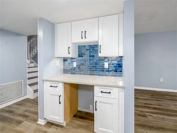 $2,600 | 6304 Grand Bahama Circle, Unit D, Tampa, FL 33615