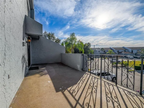 $2,600 | 6304 Grand Bahama Circle, Unit D, Tampa, FL 33615