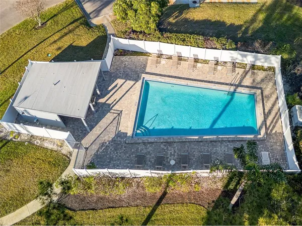 $2,600 | 6304 Grand Bahama Circle, Unit D, Tampa, FL 33615