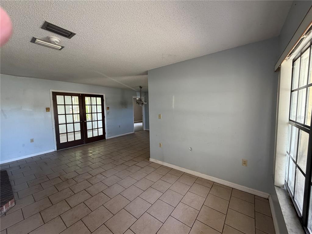 457 Water Road Ocala, FL 34472 - Photo 5 of 23