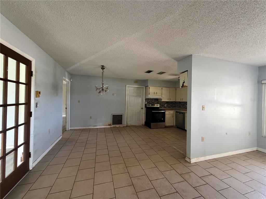 457 Water Road Ocala, FL 34472 - Photo 6 of 23