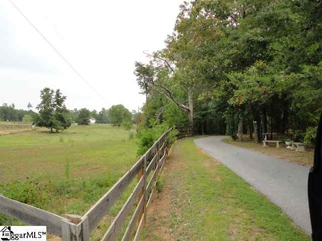 4451 Babb Road Greer, SC 29651 - Photo 3 of 21