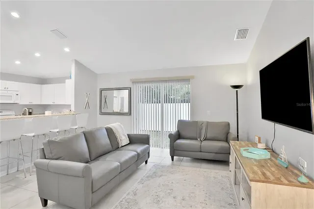 $4,277 | 1004 42nd Terrace East, Bradenton, FL 34208