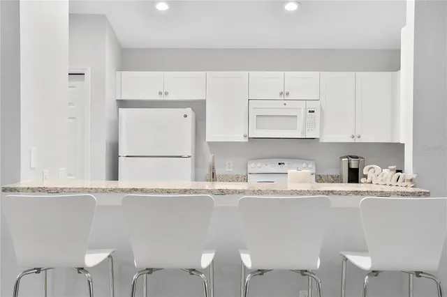 $4,277 | 1004 42nd Terrace East, Bradenton, FL 34208