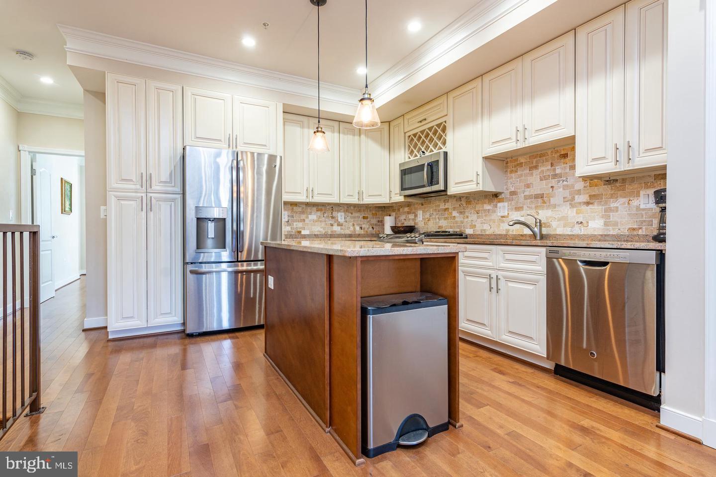 59 R Street Northeast, Unit 2 Washington, DC 20002 - Photo 4 of 23