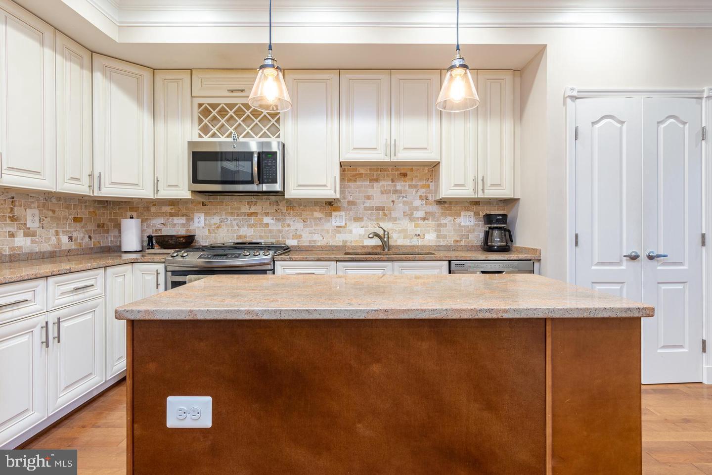 59 R Street Northeast, Unit 2 Washington, DC 20002 - Photo 5 of 23