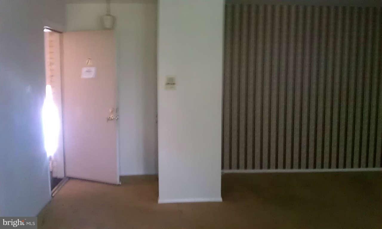 3926 Rolling Rd., Unit 7D Baltimore, MD 21208 - Photo 5 of 17 Interior General