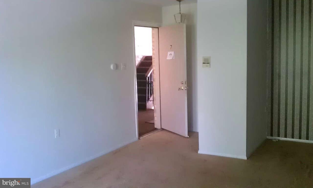 3926 Rolling Rd., Unit 7D Baltimore, MD 21208 - Photo 6 of 17 Interior General