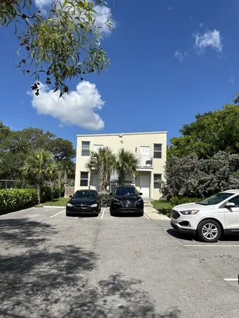 $1,850 | 661 Northwest 21st Terrace, Unit AD, Fort Lauderdale, FL 33311