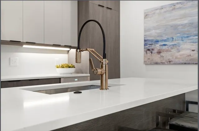 $5,995 | 160 West Seventh Street, Unit 4, Boston, MA 02127