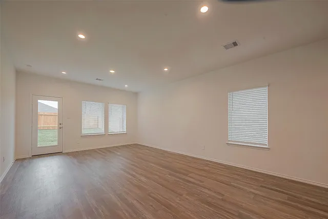 $2,350 | 5630 Avalon Woods Drive, Spring, TX 77373