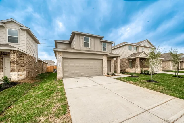 $2,350 | 5630 Avalon Woods Drive, Spring, TX 77373