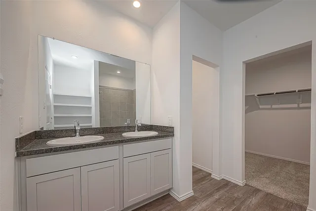 $2,350 | 5630 Avalon Woods Drive, Spring, TX 77373