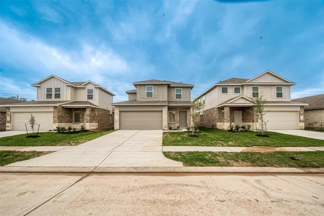 $2,350 | 5630 Avalon Woods Drive, Spring, TX 77373