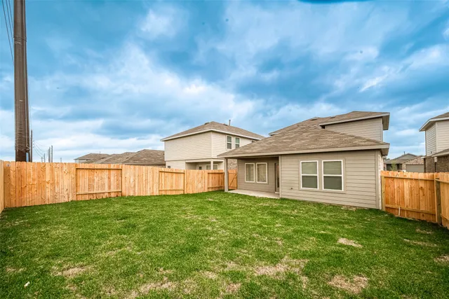 $2,350 | 5630 Avalon Woods Drive, Spring, TX 77373