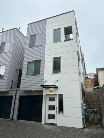 $3,695 | 4325 Whitman Avenue North, Unit B, Seattle, WA 98103