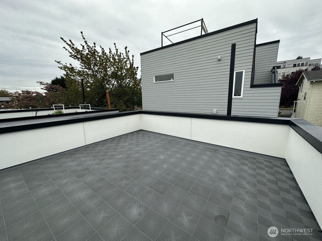 4325 Whitman Avenue North, Unit B Seattle, WA 98103 - Photo 26 of 29