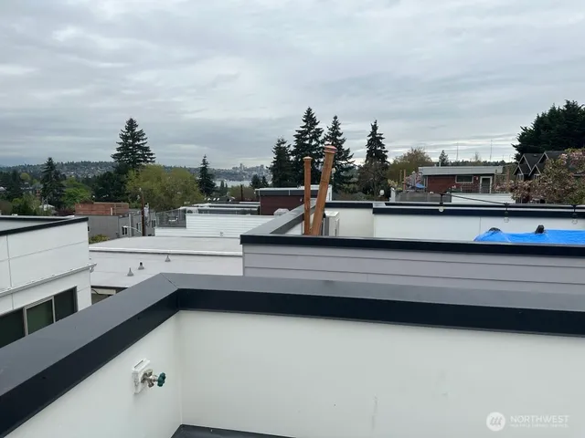 $3,695 | 4325 Whitman Avenue North, Unit B, Seattle, WA 98103