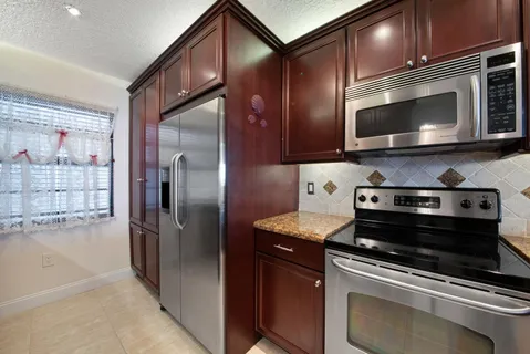 $599,900 | 3100 Northeast 48th Street, Unit PH10, Fort Lauderdale, FL 33308