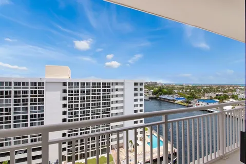 $599,900 | 3100 Northeast 48th Street, Unit PH10, Fort Lauderdale, FL 33308