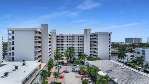 $599,900 | 3100 Northeast 48th Street, Unit PH10, Fort Lauderdale, FL 33308