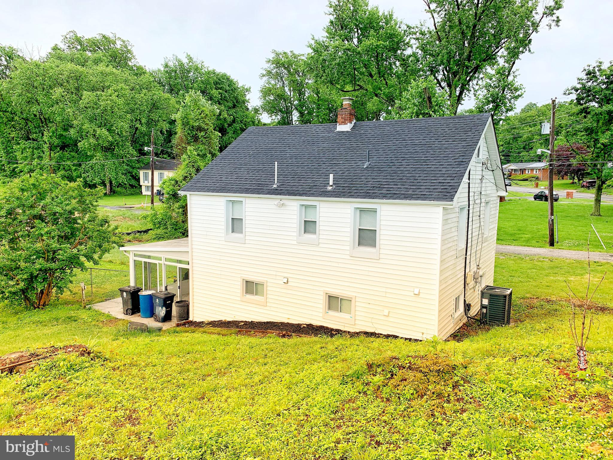 1108 Brooke Road Capitol Heights, MD 20743 - Photo 4 of 40 Rear View