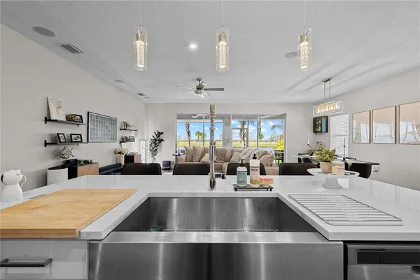 $499,900 | 5830 Silver Sun Drive, Apollo Beach, FL 33572