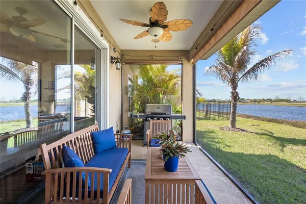 $499,900 | 5830 Silver Sun Drive, Apollo Beach, FL 33572