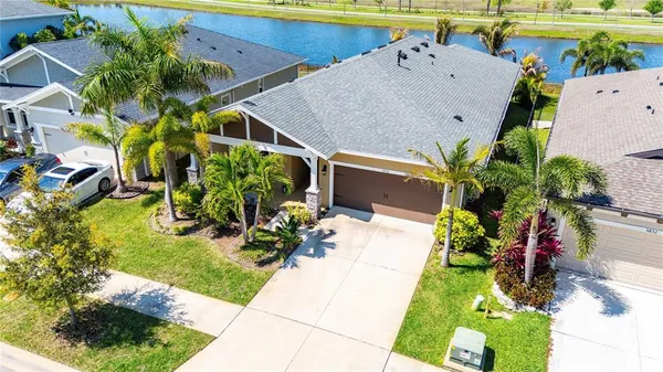 $499,900 | 5830 Silver Sun Drive, Apollo Beach, FL 33572