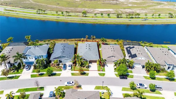 $499,900 | 5830 Silver Sun Drive, Apollo Beach, FL 33572