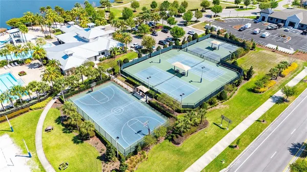 $499,900 | 5830 Silver Sun Drive, Apollo Beach, FL 33572