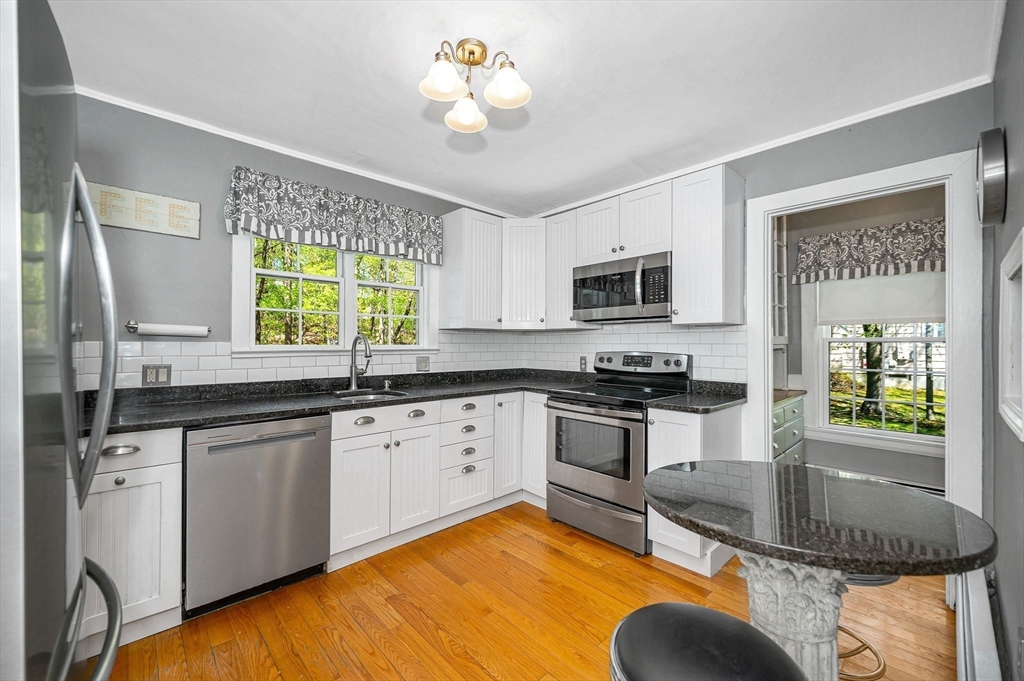 30 Riverina Road Andover, MA 01810 - Photo 15 of 42 Gallery Image 15