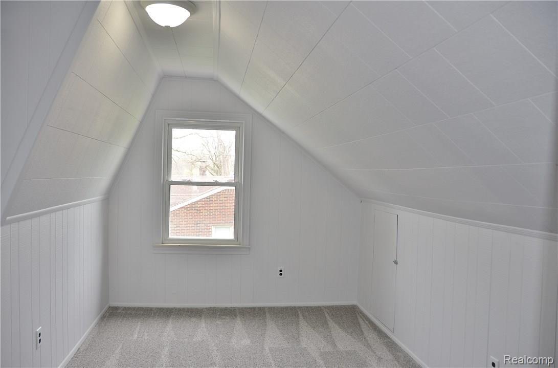 22827 Meridian Road Grosse Ile, MI 48138 - Photo 19 of 21 DSC_2608.JPG