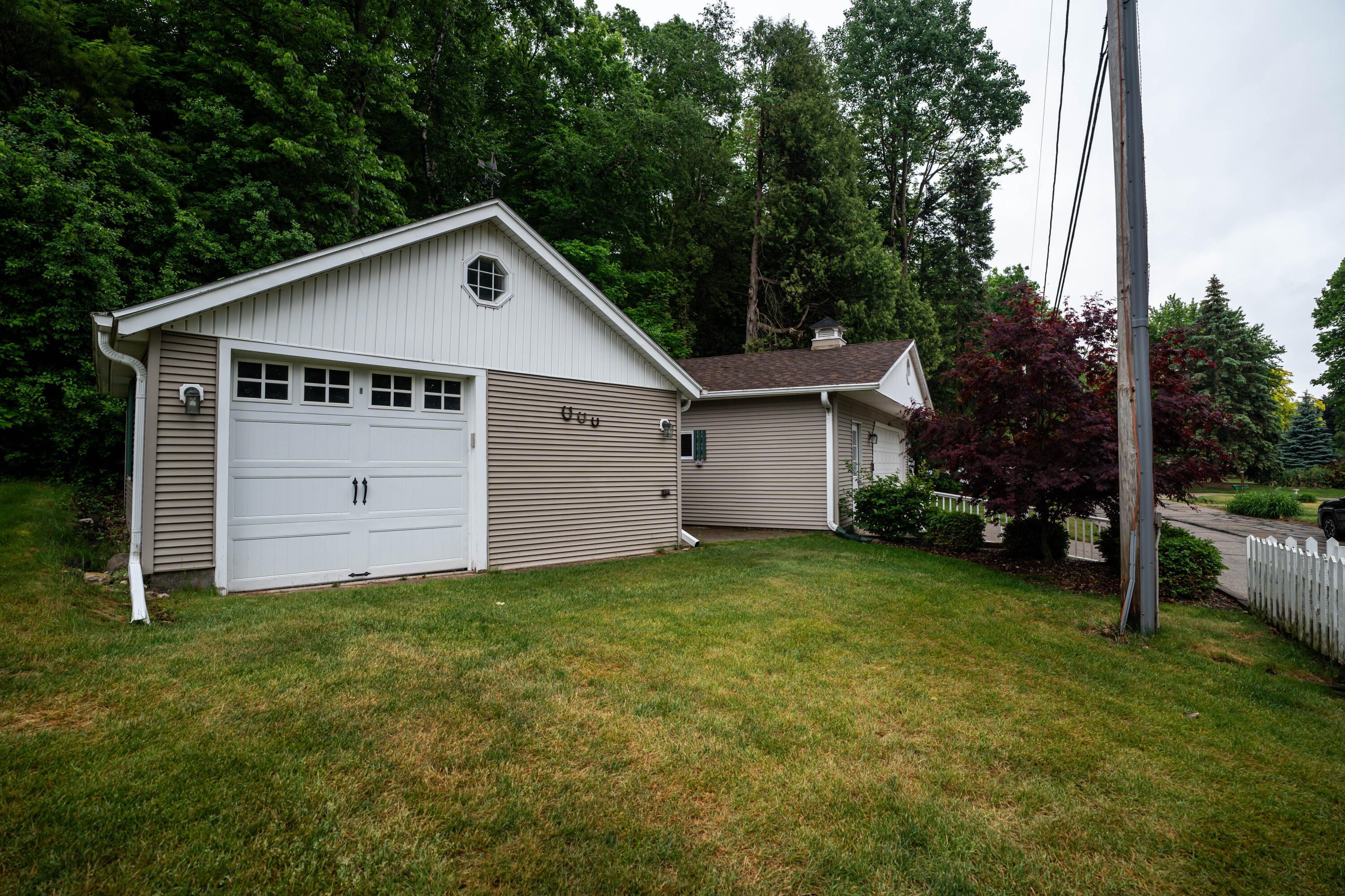 4727 Fontana Beach Road Polk, WI 53086 - Photo 50 of 54 garage 2
