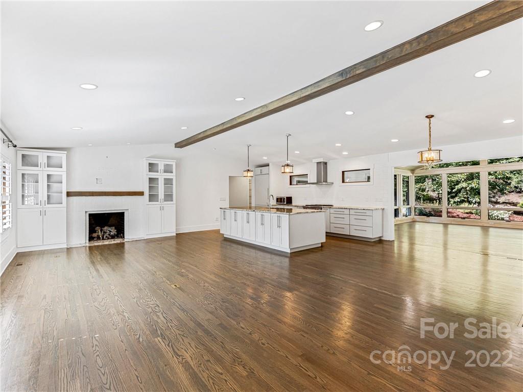 12 Robinhood Road Asheville, NC 28804 - Photo 3 of 35 Gallery Image 3