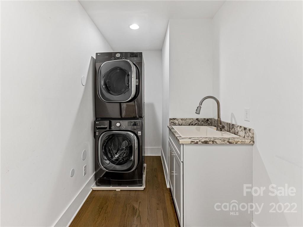 12 Robinhood Road Asheville, NC 28804 - Photo 31 of 35 Gallery Image 31