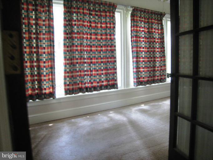 3902 Hadley Square West Baltimore, MD 21218 - Photo 20 of 30