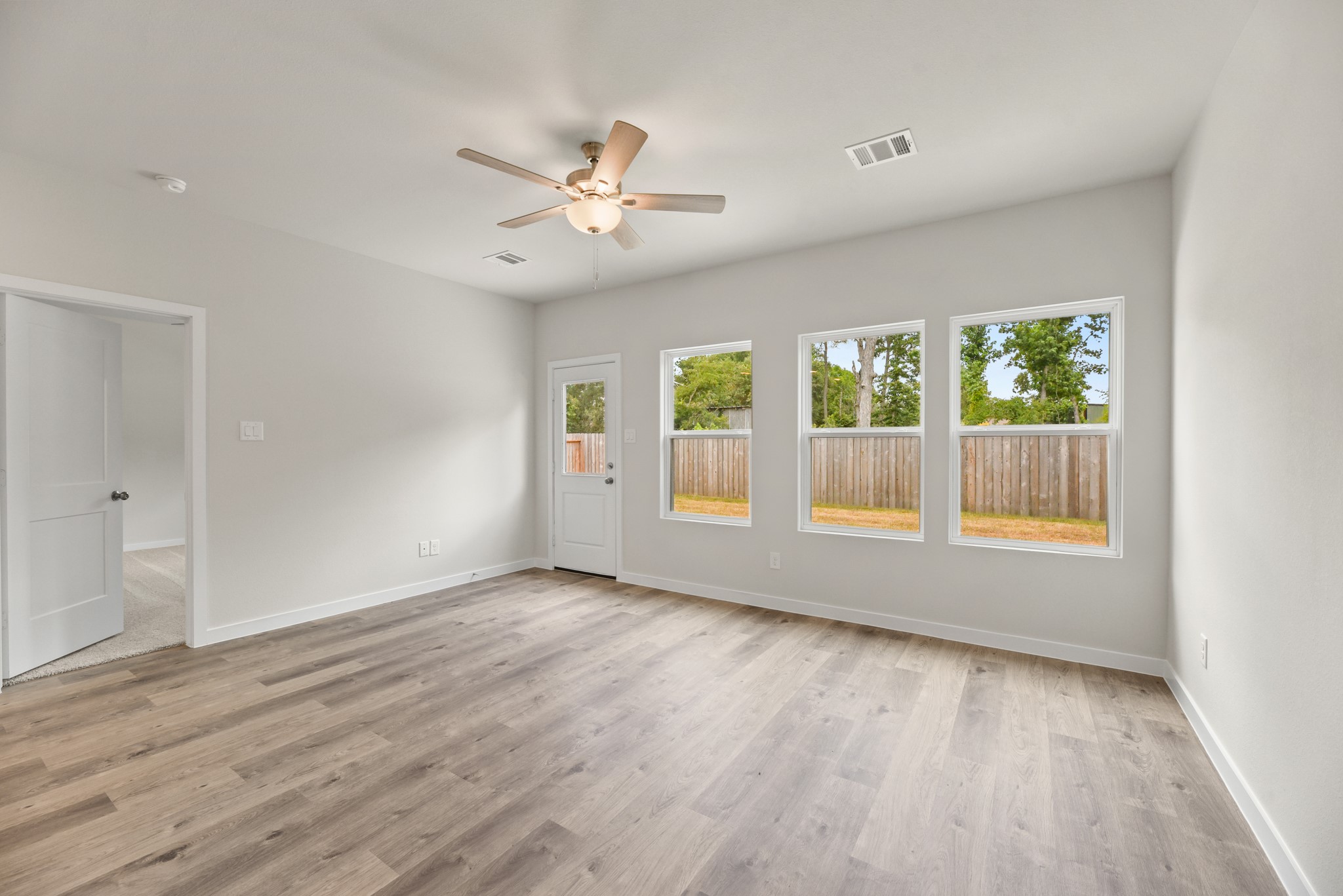 17801 Lionheart Road Conroe, TX 77306 - Photo 10 of 25 Representative Photo