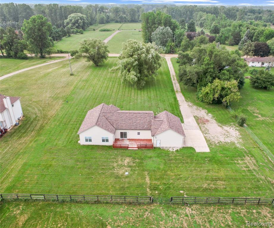 48196 Martz Road Belleville, MI 48111 - Photo 49 of 61