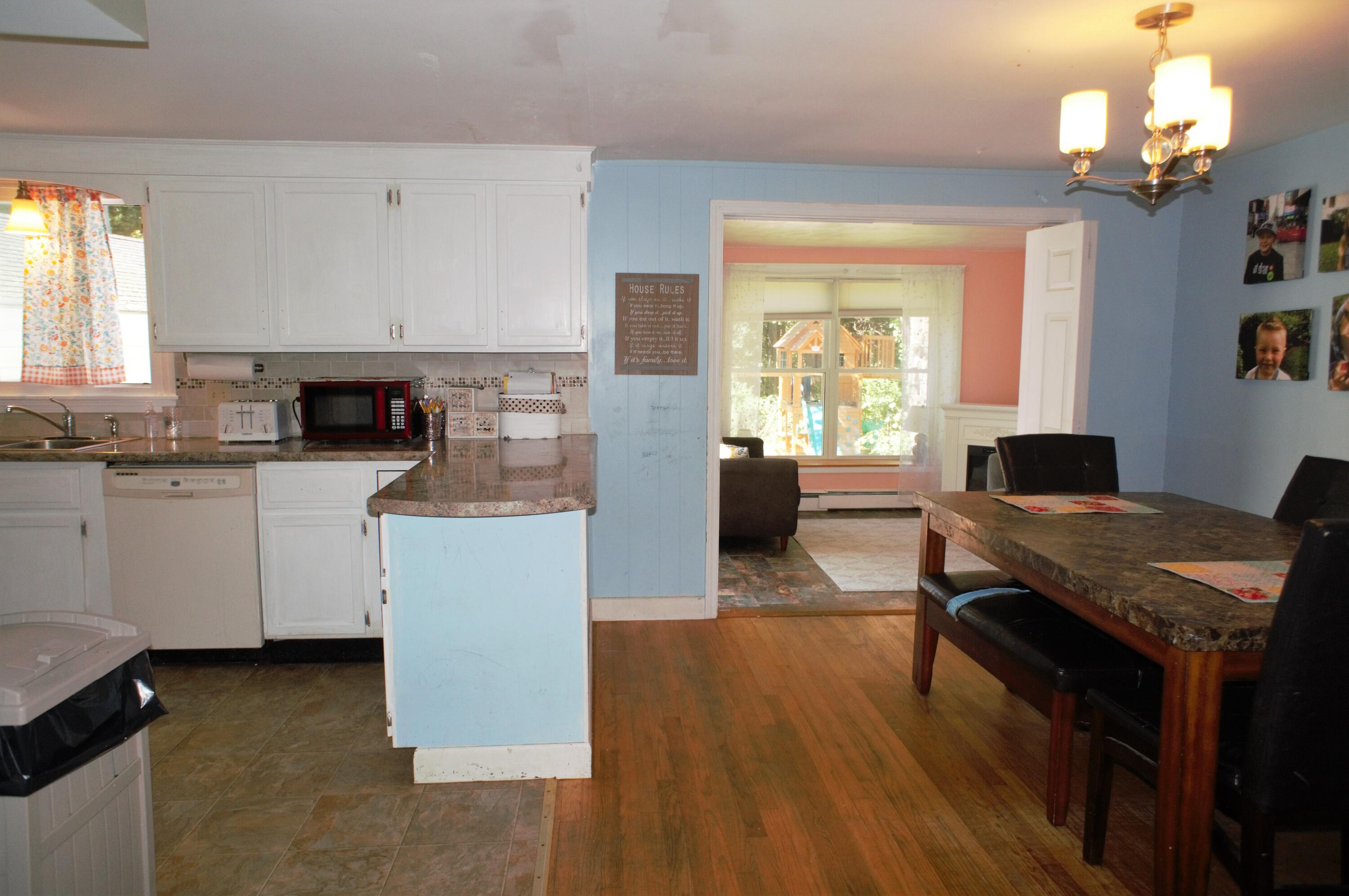 51 Kaler Road South Portland, ME 04106 - Photo 9 of 39 14
