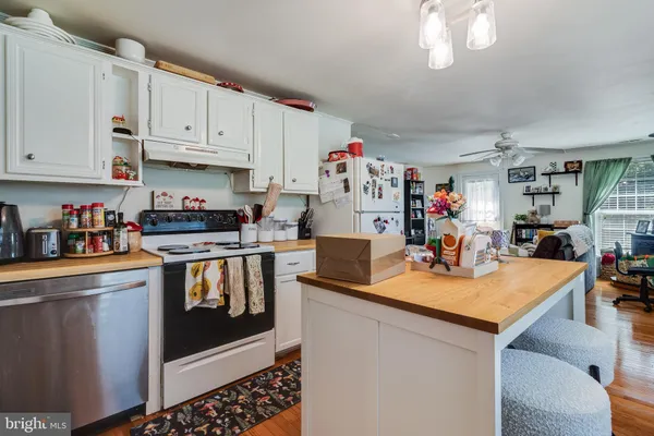 $699,000 | 12475 Helen Fowlers Place, Hughesville, MD 20637