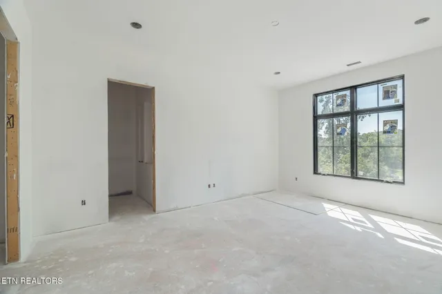 $3,500,000 | 3619 Lashbrooke Way, Louisville, TN 37777